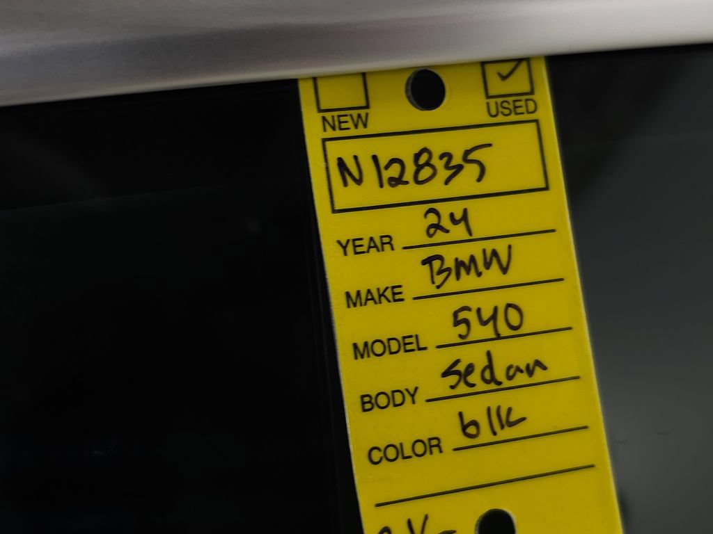 Used 2024 BMW 540i xDrive AWD/4WD image 42