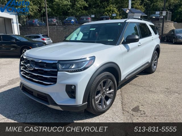 Used 2025 Ford Explorer Active w/ Active Comfort Package AWD/4WD image 1