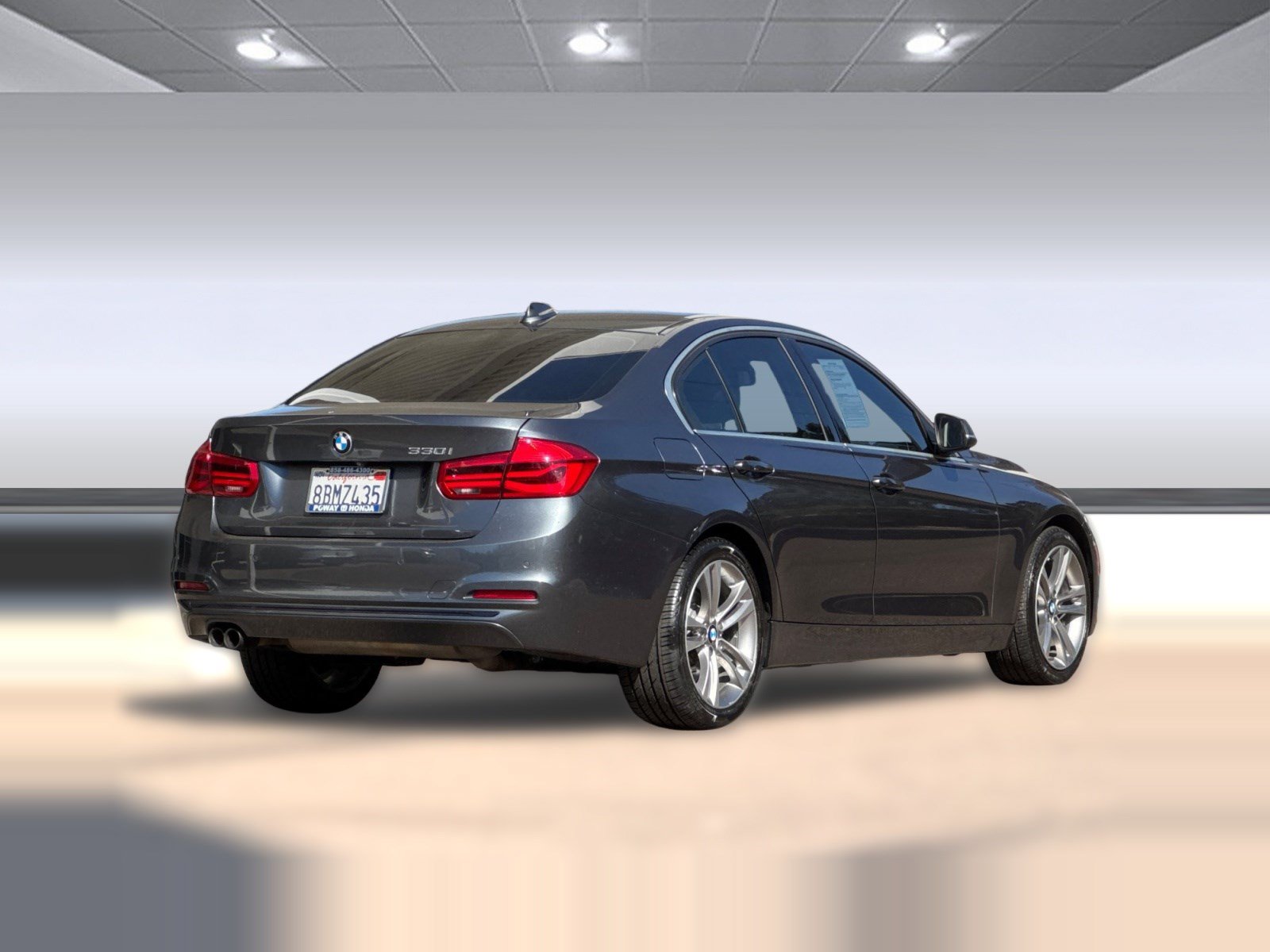 Used 2018 BMW 330i Sedan RWD image 9