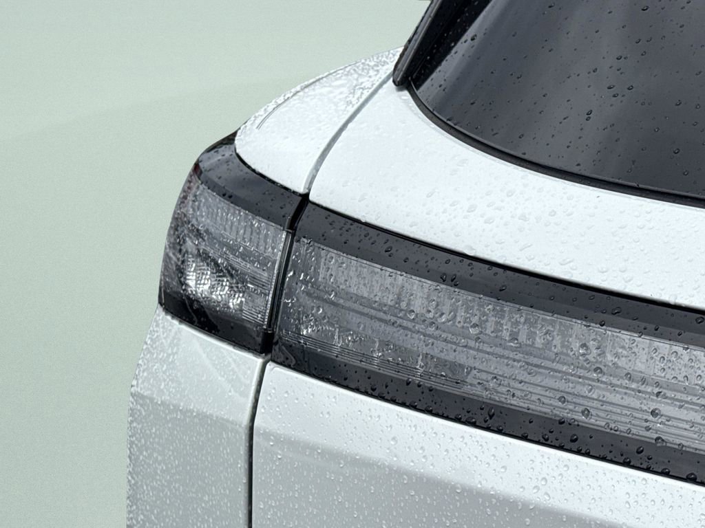 Certified 2025 Nissan Murano SV FWD image 43