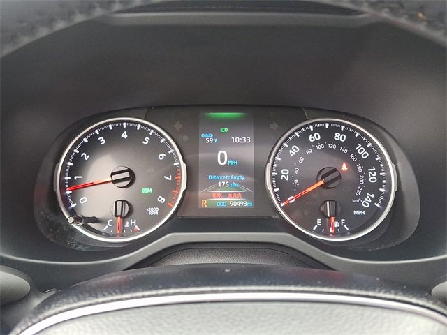 Used 2020 Toyota RAV4 XLE Premium image 20