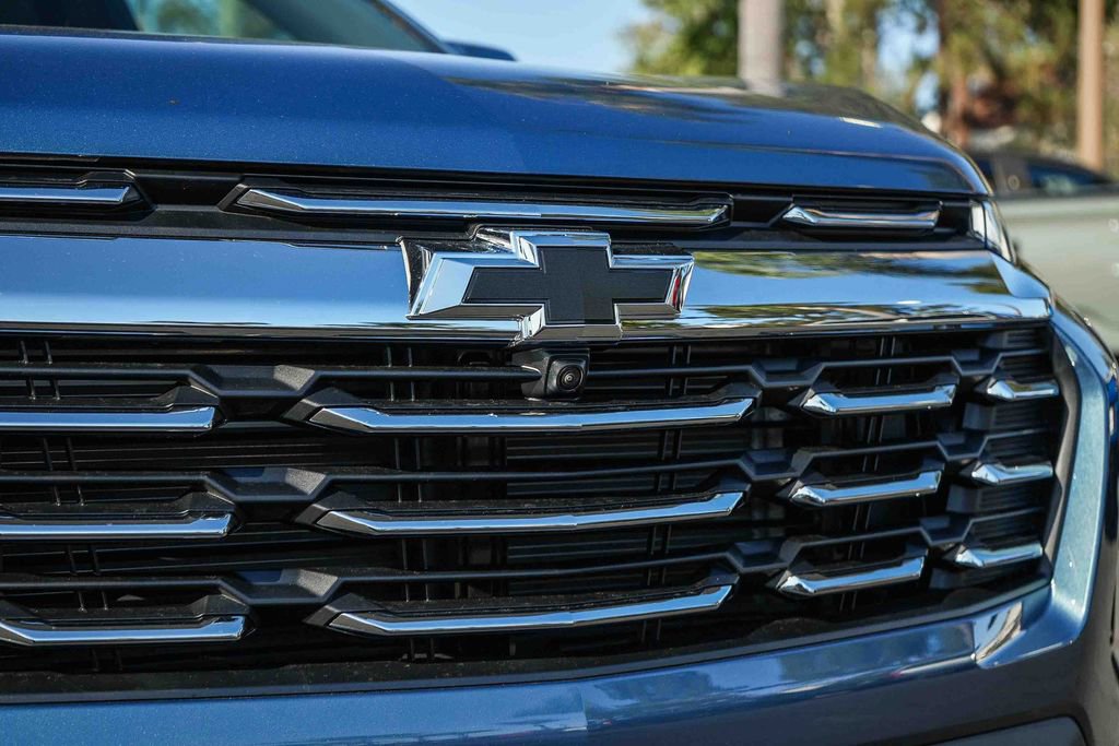 New 2026 Chevrolet Equinox LT w/ Convenience Package II FWD image 10