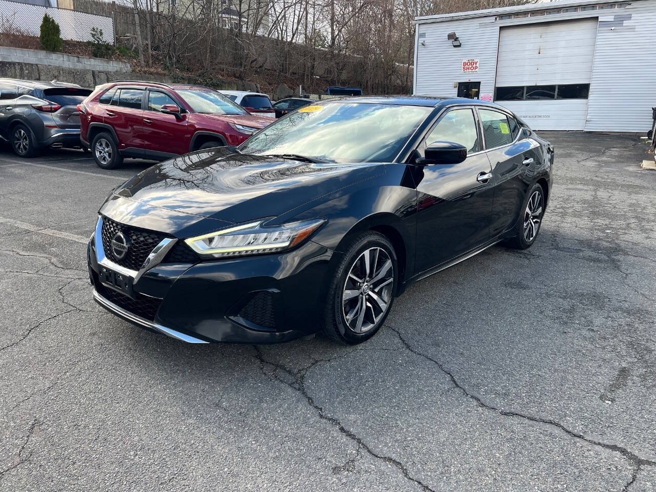 Used 2019 Nissan Maxima 3.5 S w/ Floor Mat Group FWD image 3