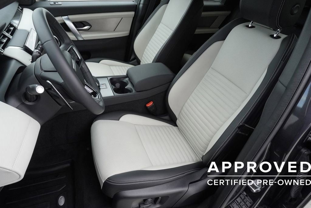 Used 2025 Land Rover Discovery Sport Dynamic SE image 20