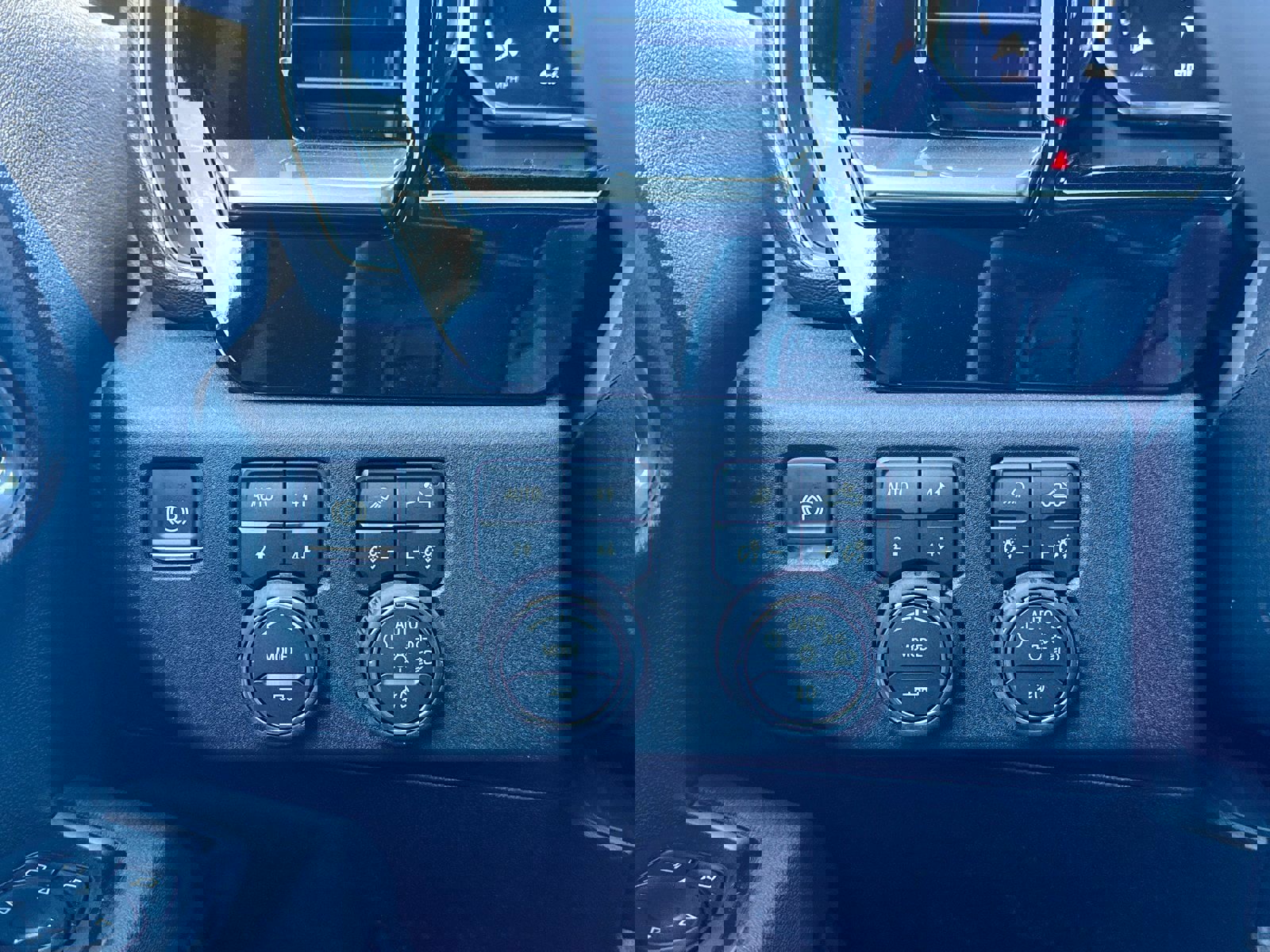 New 2026 Chevrolet Silverado 3500 LTZ w/ LTZ Plus Package image 33