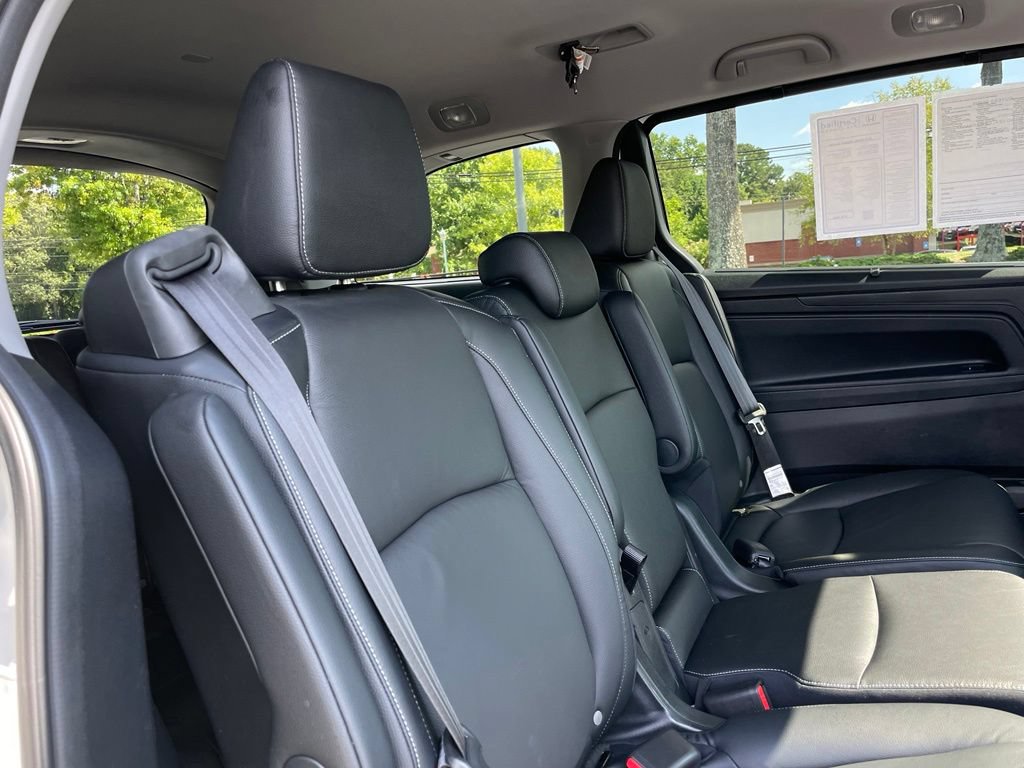 Certified 2024 Honda Odyssey Touring image 36