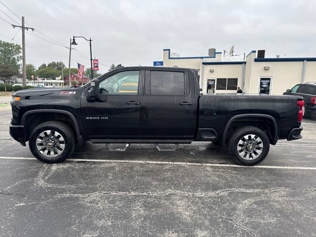 Used 2025 Chevrolet Silverado 2500 Custom w/ Z71 Off-Road Package AWD/4WD image 7