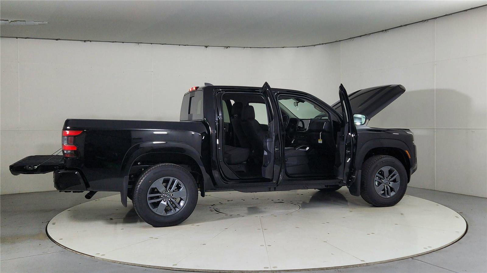 New 2026 Nissan Frontier SV w/ Tow Package image 12