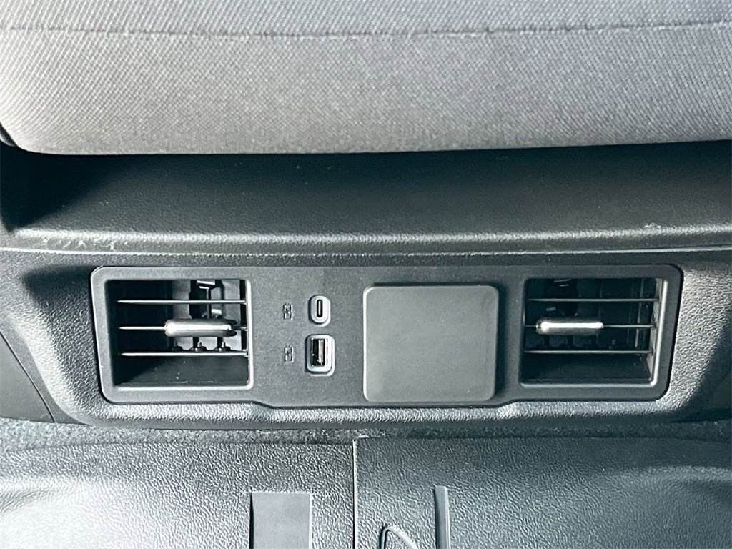 New 2025 Chevrolet Silverado 1500 Custom image 21