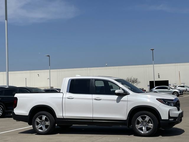 Certified 2024 Honda Ridgeline RTL image 3