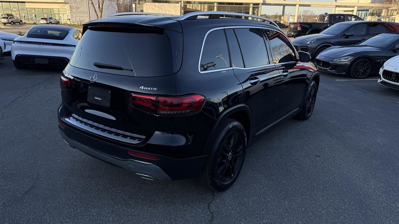 Used 2021 Mercedes-Benz GLB 250 4MATIC w/ Premium Package image 22