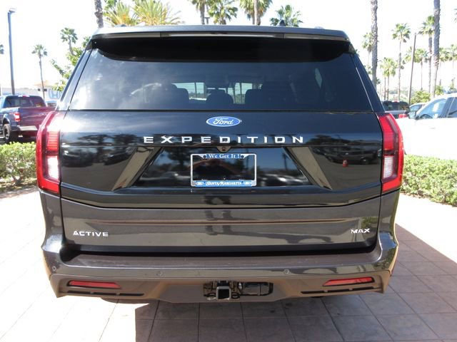 Certified 2025 Ford Expedition Max Active RWD image 3