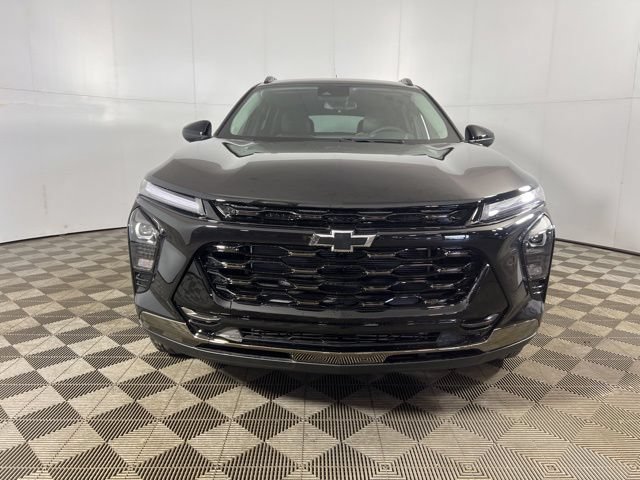 New 2026 Chevrolet Trax ACTIV w/ Driver Confidence Package FWD image 2