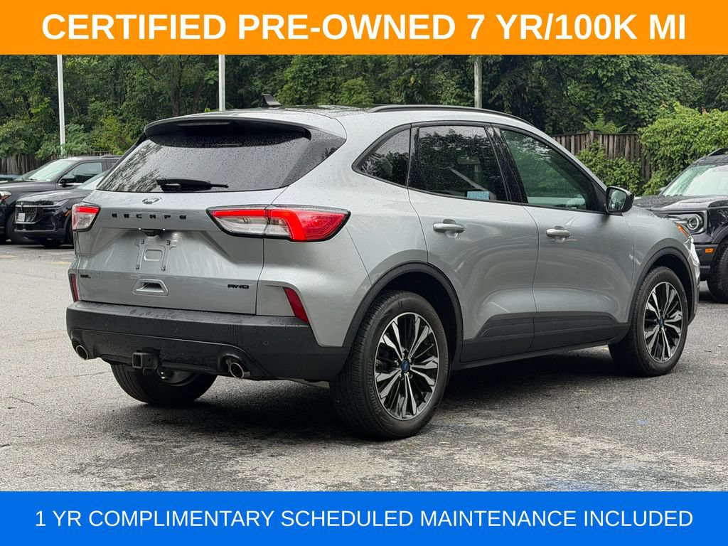 Used 2022 Ford Escape SEL w/ SEL Stealth AWD Package image 8