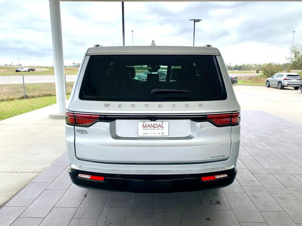Used 2022 Jeep Wagoneer Series III w/ Convenience Group I RWD image 6