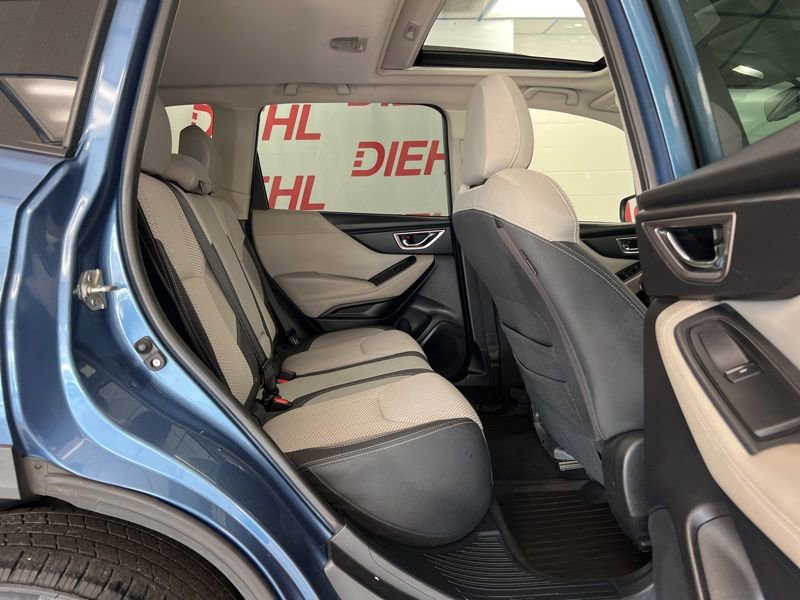 Used 2021 Subaru Forester Premium AWD/4WD image 11