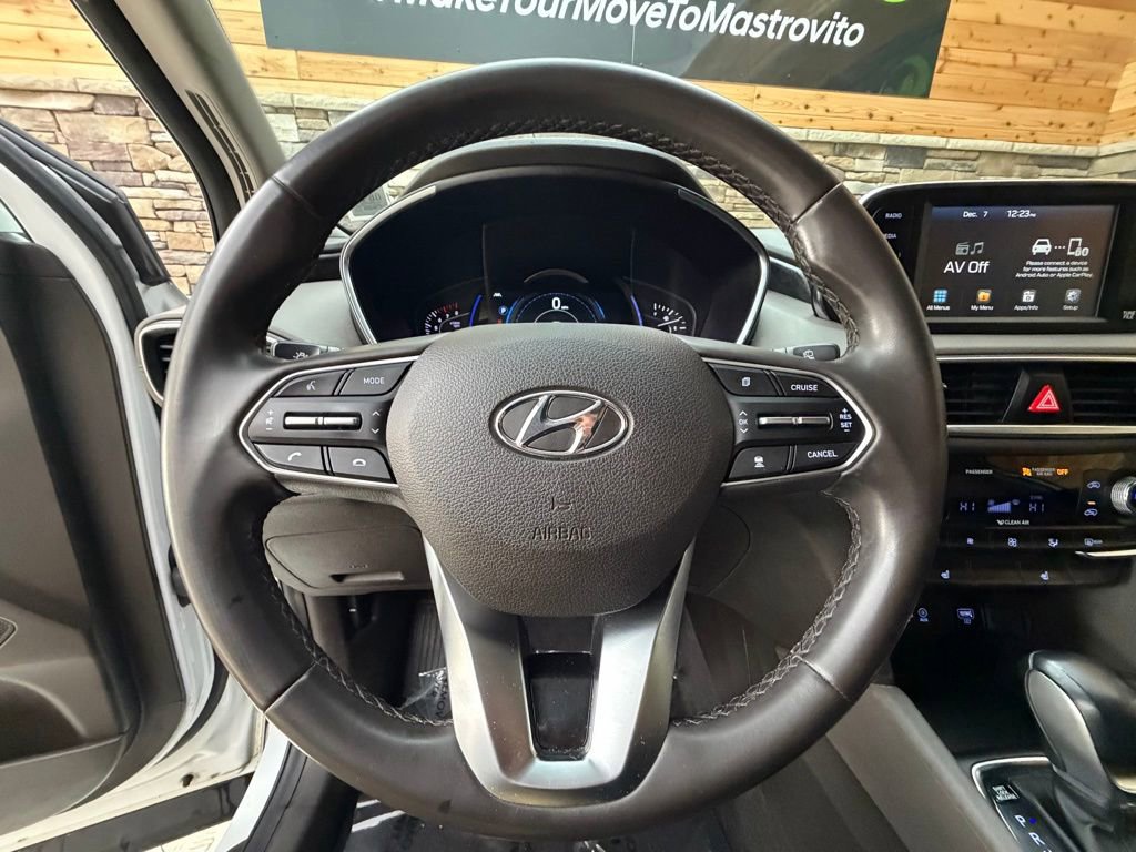 Used 2019 Hyundai Santa Fe SEL image 15
