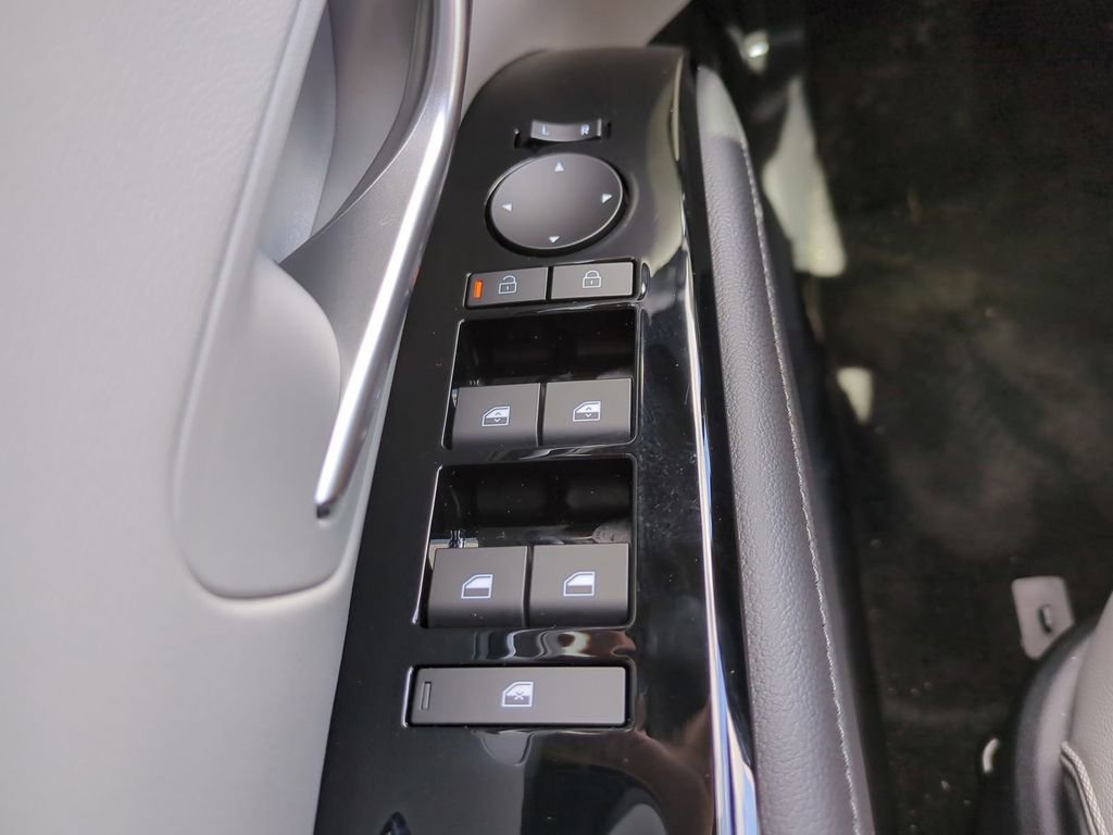 New 2026 Hyundai Tucson Limited image 27