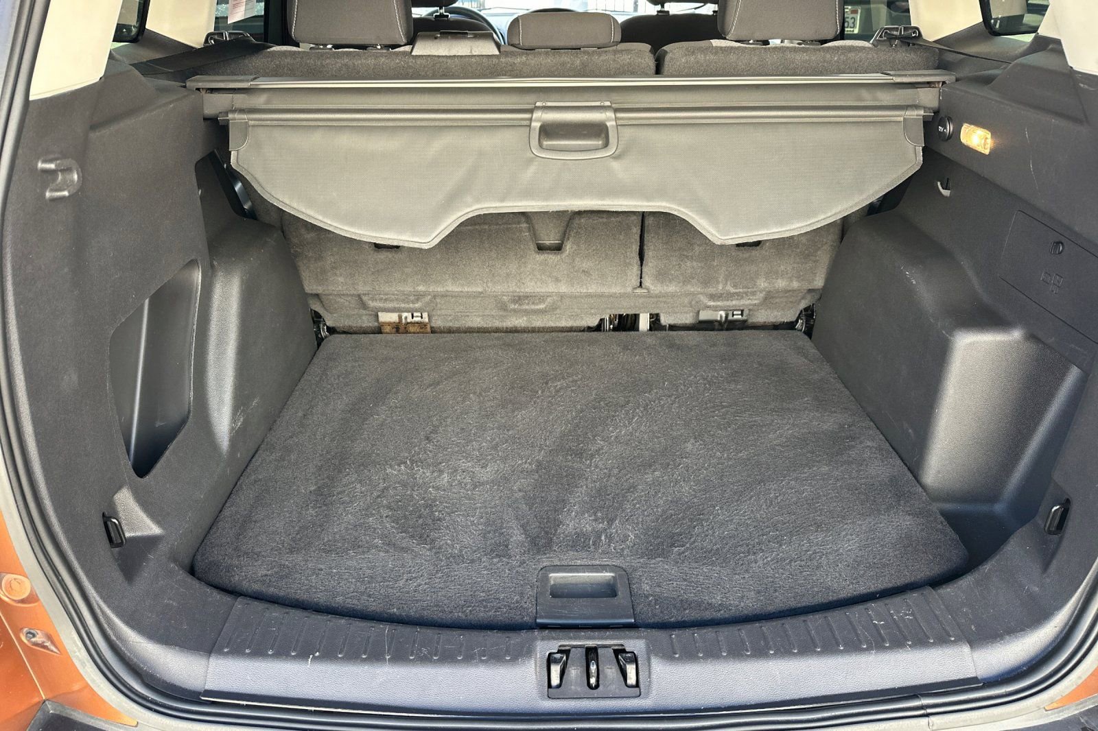 Used 2017 Ford Escape SE image 18