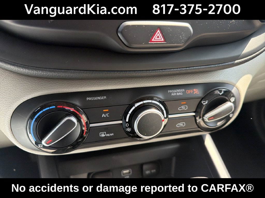 Certified 2023 Kia Soul LX FWD image 18