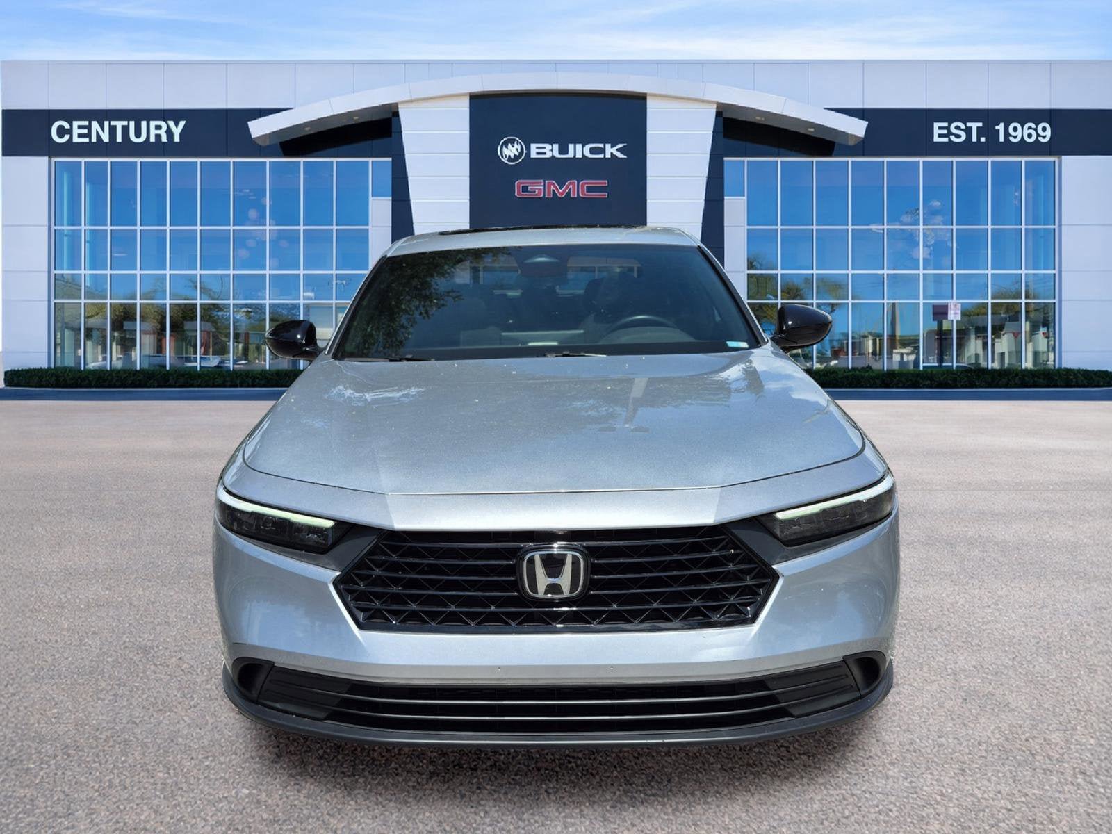 Used 2025 Honda Accord Sport image 2