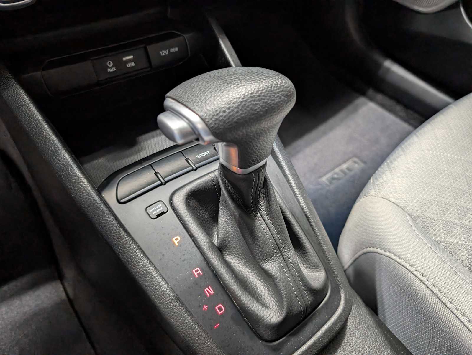 Used 2020 Kia Rio S image 27