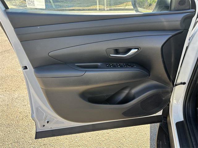 New 2025 Hyundai Tucson SEL image 10