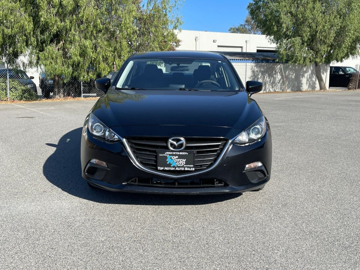 Used 2016 MAZDA MAZDA3 i Sport w/ Preferred Equipment Package FWD image 2