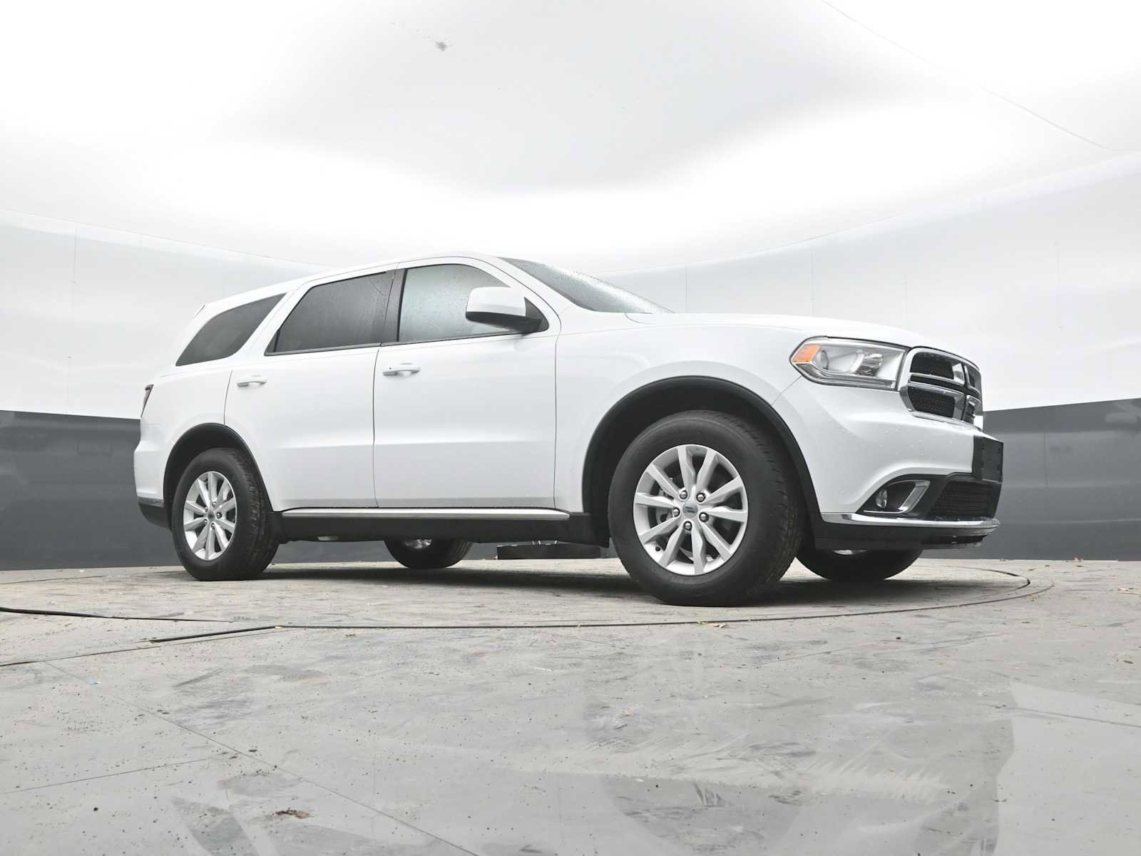 Used 2020 Dodge Durango SXT w/ 3rd Row Seating Group RWD image 42