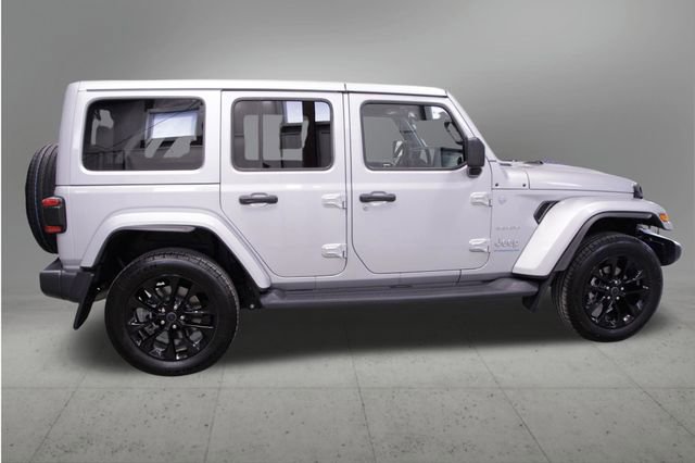 Used 2024 Jeep Wrangler Unlimited Sahara w/ Technology Group image 6