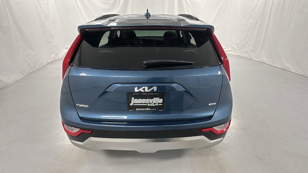 New 2025 Kia Niro EX Touring image 4