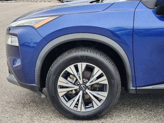 Used 2023 Nissan Rogue SV AWD/4WD image 5