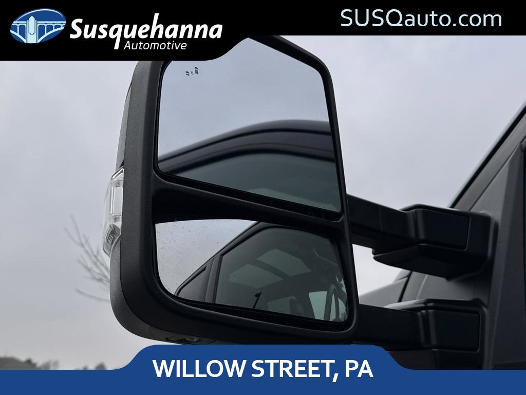 Used 2025 Ford F250 Platinum w/ FX4 Off-Road Package image 25