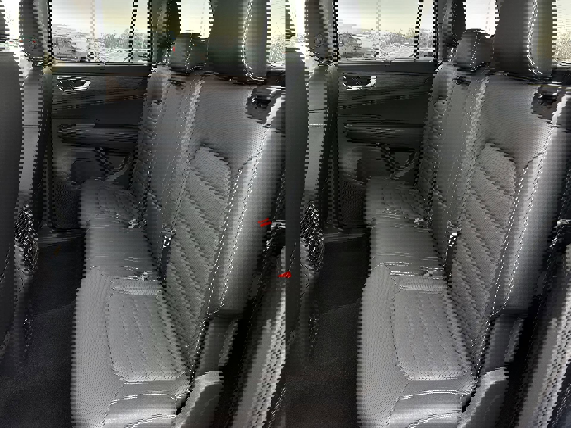 Certified 2025 Volkswagen Atlas SEL image 26