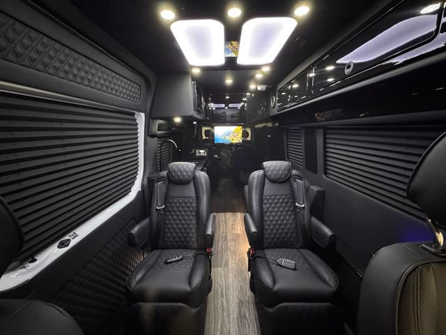 New 2025 Mercedes-Benz Sprinter 2500 image 8