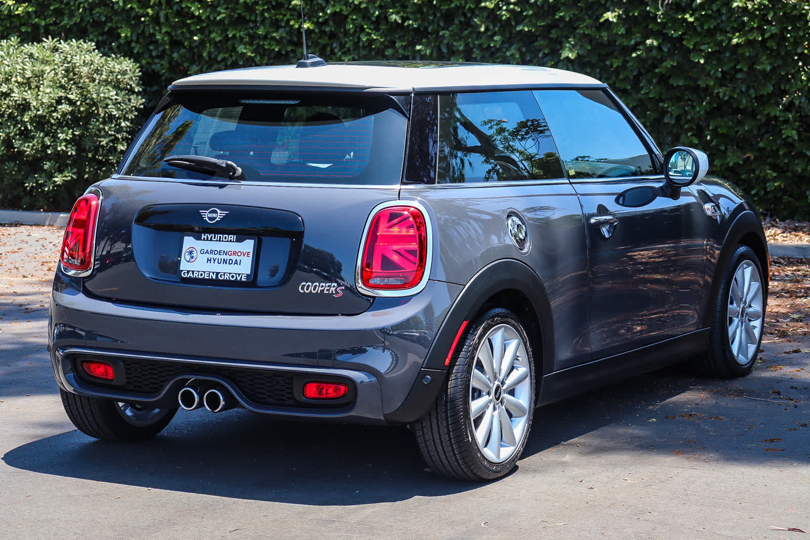 Used 2021 MINI Cooper S FWD image 6