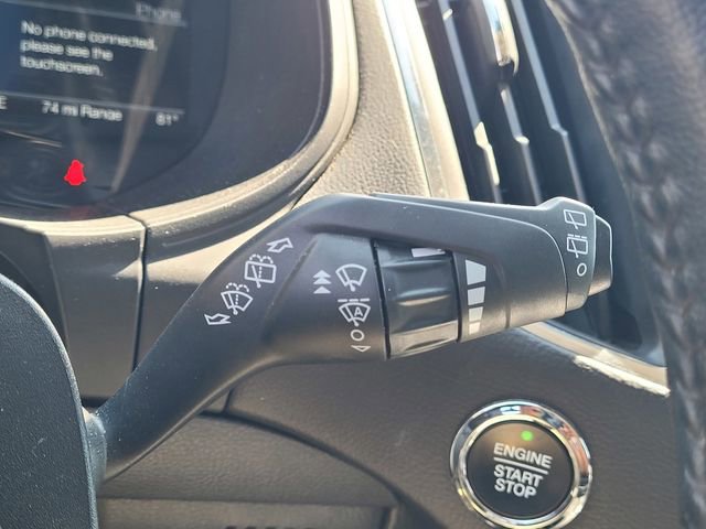 Used 2024 Ford Edge Titanium image 17