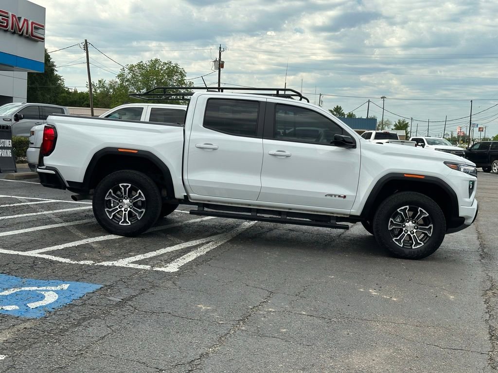 Used 2025 GMC Canyon AT4 AWD/4WD image 4