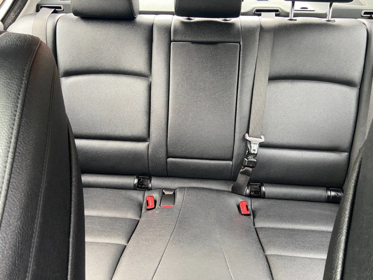 Used 2016 BMW 528i Sedan image 18