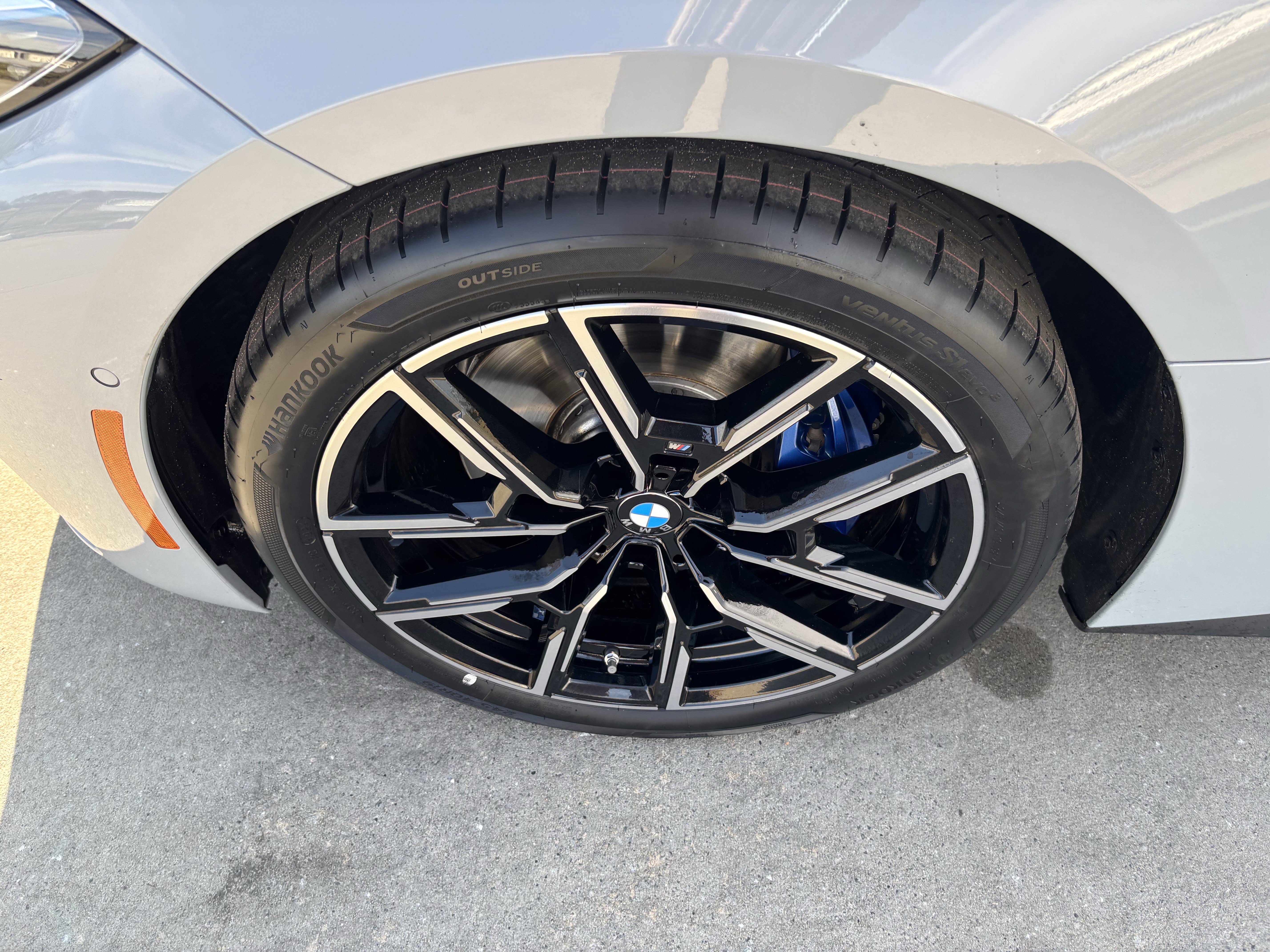 Certified 2025 BMW M440i image 13