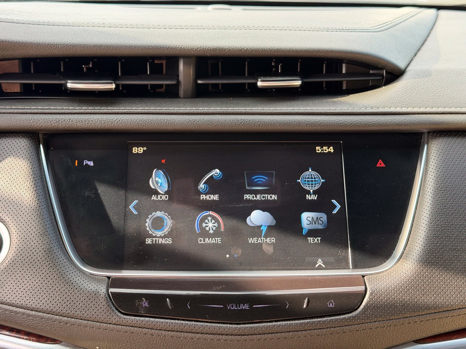 Used 2018 Cadillac XT5 Luxury w/ Driver Awareness Package FWD image 22