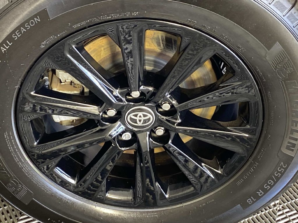 Used 2024 Toyota Grand Highlander AWD image 25