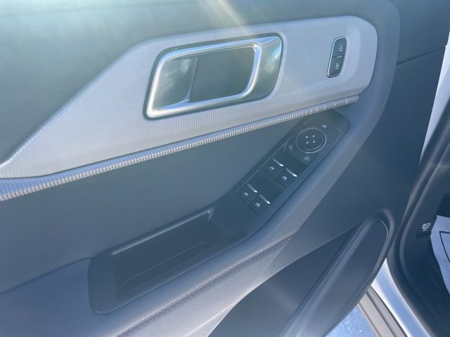New 2026 Ford Explorer Active w/ Active Comfort Package image 10
