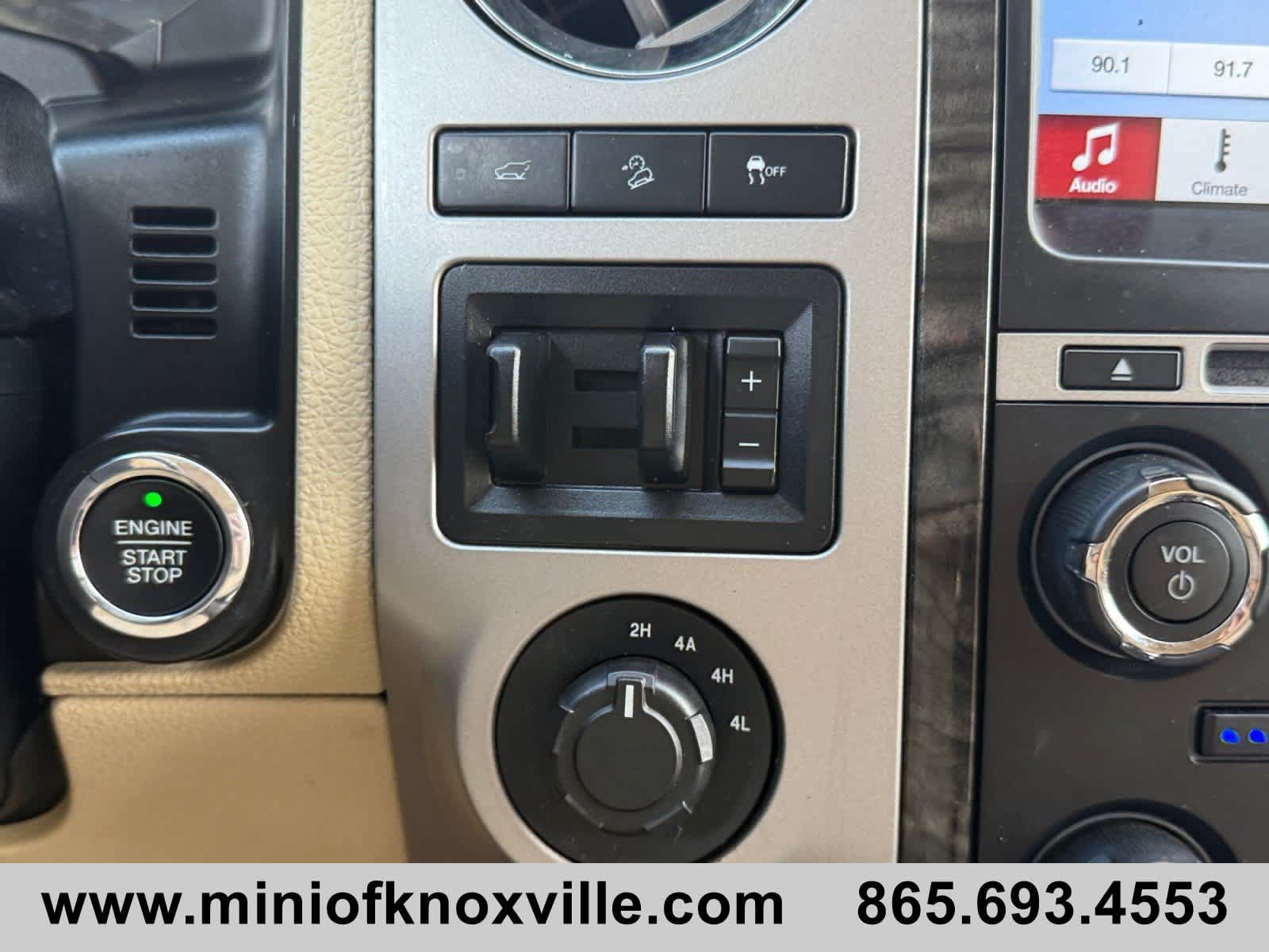 Used 2017 Ford Expedition EL Limited w/ Equipment Group 301A AWD/4WD image 27