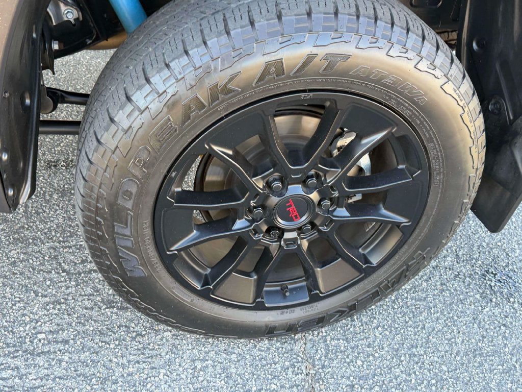 Used 2024 Toyota Tundra Limited w/ TRD Off-Road Package AWD/4WD image 31
