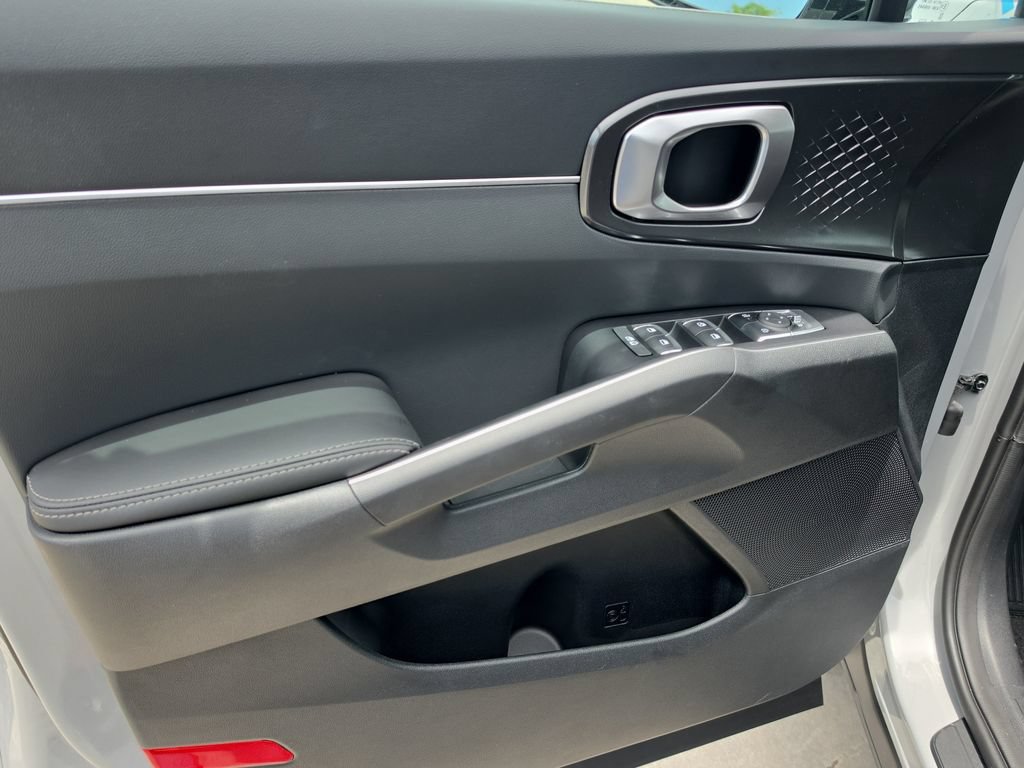 New 2026 Kia Sorento S AWD/4WD image 17