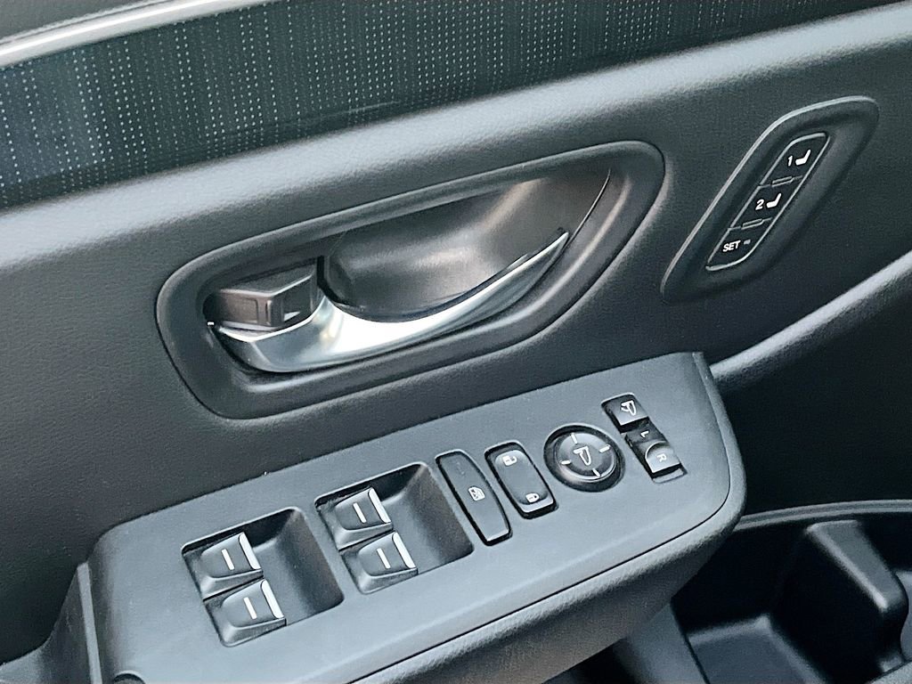 Used 2023 Honda Pilot Elite image 18