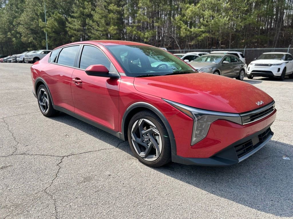 Used 2025 Kia K4 EX image 1
