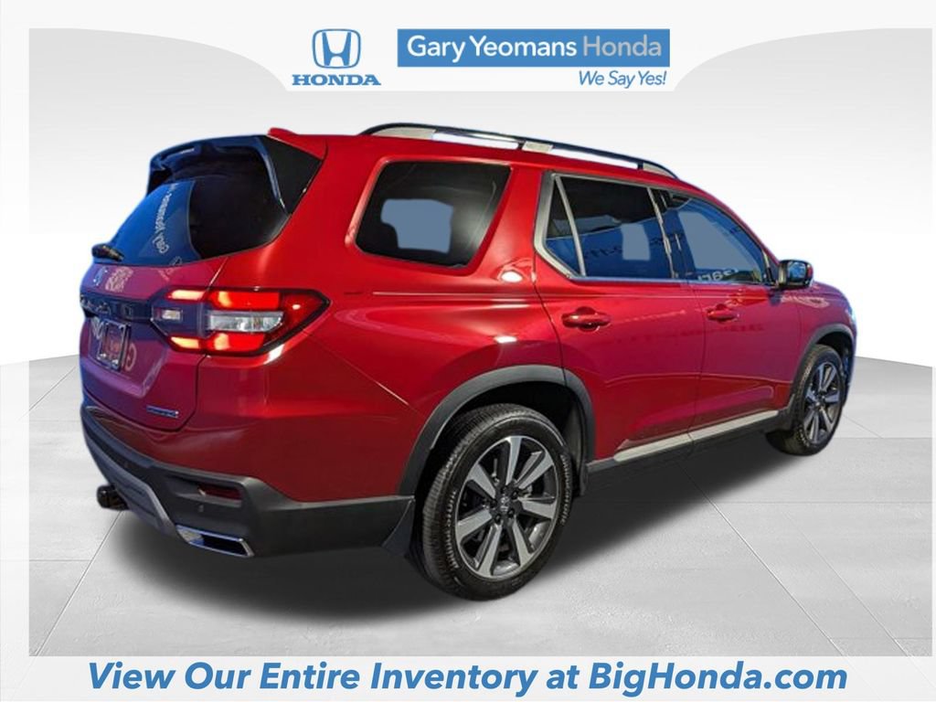 Certified 2025 Honda Pilot Touring image 6