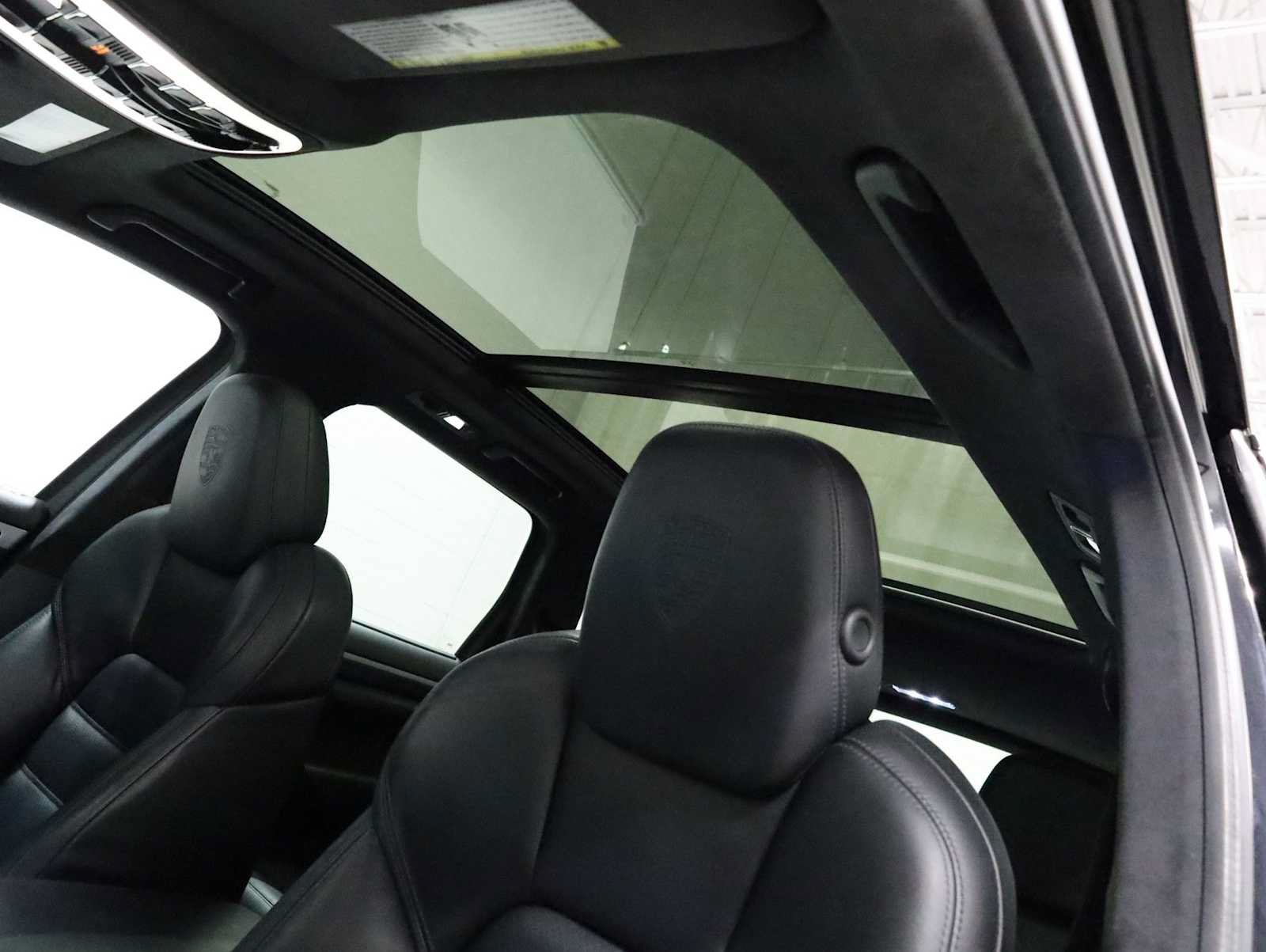Used 2016 Porsche Cayenne GTS AWD/4WD image 20